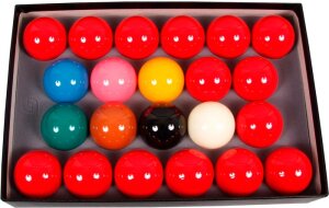 Aramith Super Crystalate snooker balls, 52.4mm